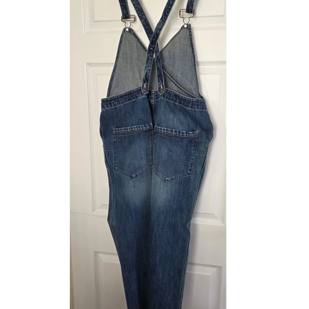 Women's GAP 1969 Blue Denim V-Neck Bib Overalls. Size 28R. Full length. - Picture 3 of 16